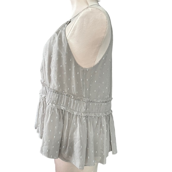 Joie light grey silk blouse. Beautiful details. Size M - Picture 3 of 16